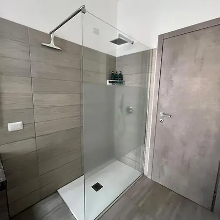 Apartamento Sleep&fly Center - Tránsfer From Bgy Airport&late Check-in Service Available